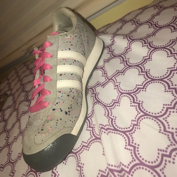 Shoes - Picture 2 of 2